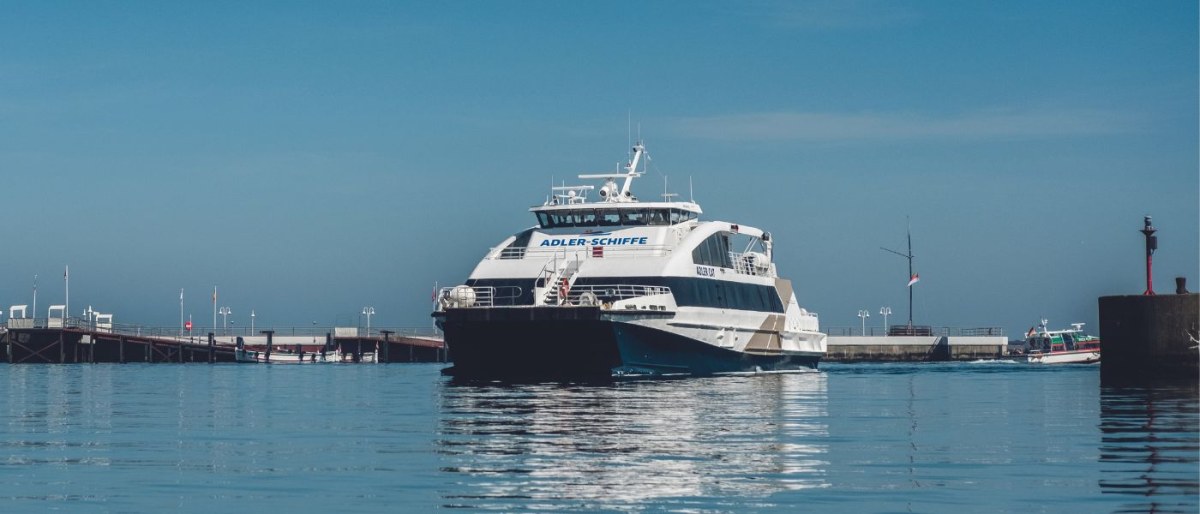 Schiffsverbindung von der Insel Helgoland zur Insel Föhr